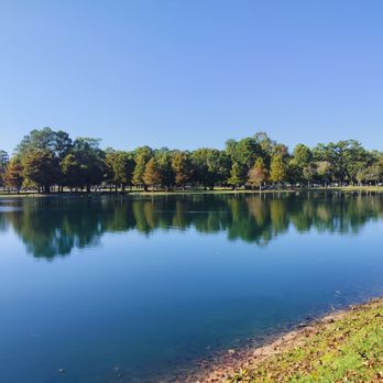 Burroughs Park - Fishing Near Me - Tomball, Texas