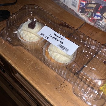 Dan's Pies - three cupcakes in plastic containers - Bakeries Near Me - North Webster, Indiana