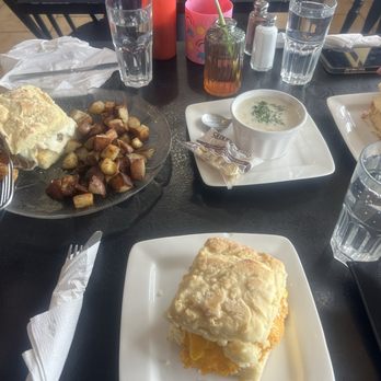 Chalkboard Cafe - Breakfast & Brunch Near Me - Seaside, Oregon