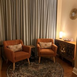 Drift Day Spa - Your relaxation begins before your treatment even starts. Settle into our inviting lounge, where soft ambient lighting and soothing sounds.