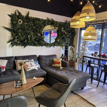 CoffeeMe - Cafes Near Me - Tampa, Florida