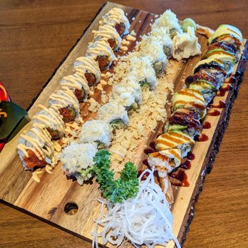 White Crane Retro Thai & Sushi - Spicy tuna, Dragon, spicy California roll? (Forgot the third roll) - Thai Near Me - Naperville, Illinois White Crane Retro Thai & Sushi - Spicy tuna, Dragon, spicy California roll? (Forgot the third roll) - Thai Near Me - Naperville, Illinois