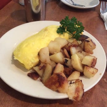 Tre Kronor - Oslo omelette - Breakfast & Brunch Near Me - Chicago, Illinois Tre Kronor - Oslo omelette - Breakfast & Brunch Near Me - Chicago, Illinois