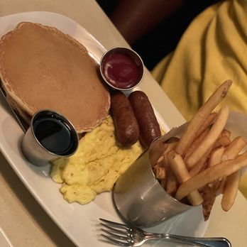 Sanfords Astoria - Pancakes - Breakfast & Brunch Near Me - Astoria, New York Sanfords Astoria - Pancakes - Breakfast & Brunch Near Me - Astoria, New York