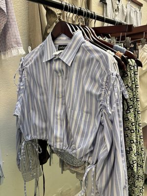 Goodbye Folk Vintage Boutique by null