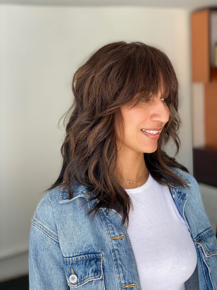 Sasha Hairstylist Logo