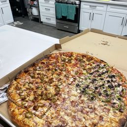 Mega pizza Mega pizza