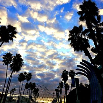 The Pike Outlets - Beautiful puzzle sky with 56°F at the The Pike Outlets overpass Bridge. - Shopping Centers Near Me - Long Beach, California The Pike Outlets - Beautiful puzzle sky with 56°F at the The Pike Outlets overpass Bridge. - Shopping Centers Near Me - Long Beach, California