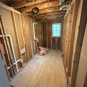 Cosimos Home Improvements - pantry room - Landscaping Near Me - Southington, Connecticut Cosimos Home Improvements - pantry room - Landscaping Near Me - Southington, Connecticut