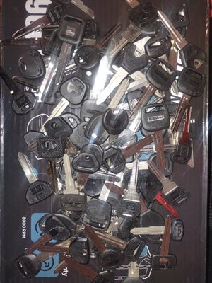 Roadside assistance and Vehicle lockouts - Professional Vehicle lockout, tires, fuel, and much more. Roadside assistance and Vehicle lockouts - Professional Vehicle lockout, tires, fuel, and much more.