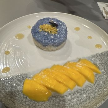 Klom Klorm - Mango sticky rice - Thai Near Me - Lakewood, Colorado Klom Klorm - Mango sticky rice - Thai Near Me - Lakewood, Colorado