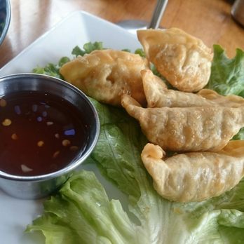 NOM NOM Restaurant & Grill - HH Pork Potstickers - Vietnamese Near Me - Vancouver, Washington