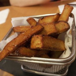 La Bourmet - Batatas naturales recién fritas.
