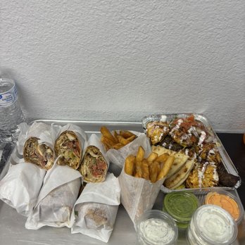 Akhis Authentic Shawarma & Kebab - Mediterranean Near Me - San Diego, California