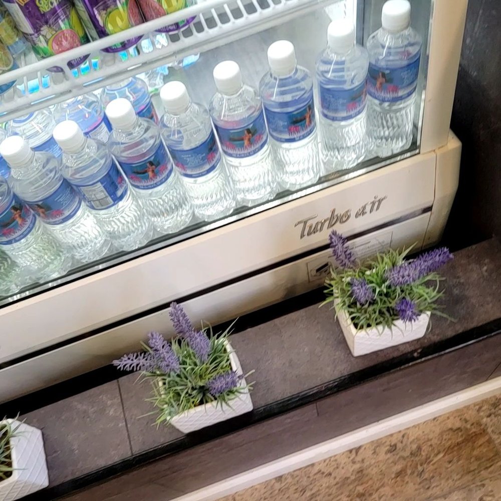 Fresh Bites Hawaii - They sell bottled water and can juices. - Poke Near Me - Honolulu, Hawaii Fresh Bites Hawaii - They sell bottled water and can juices. - Poke Near Me - Honolulu, Hawaii