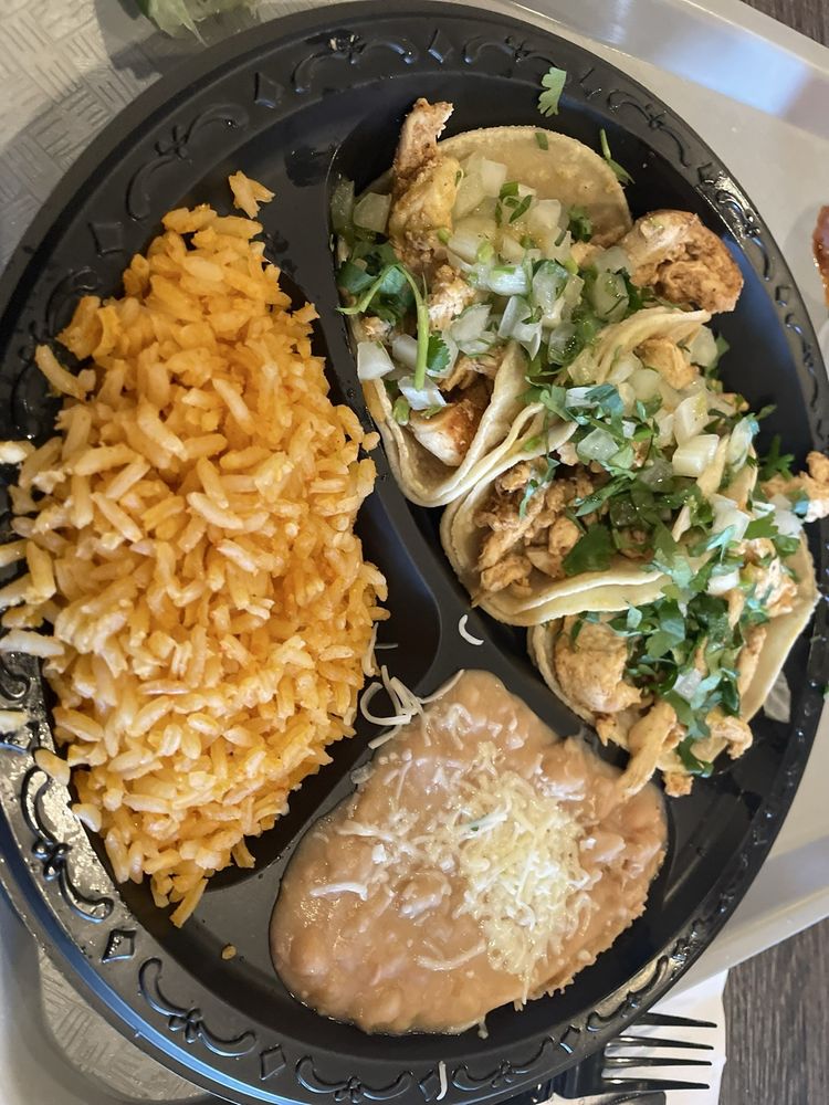Los Taquitos