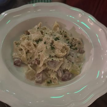Brasserie Royale - French Near Me - Sterling, Virginia Brasserie Royale - French Near Me - Sterling, Virginia