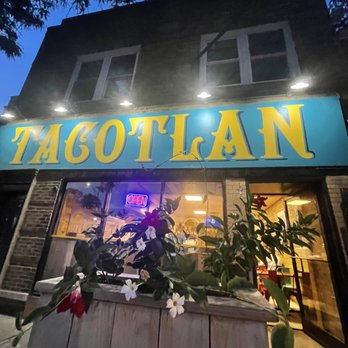 Tacotlan - Front entrance - Mexican Near Me - Chicago, Illinois