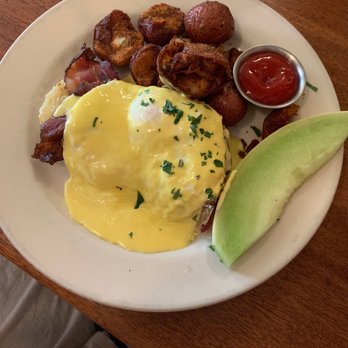 Endolyne Joes - The Cajun Country Benedict! - American Near Me - Seattle, Washington