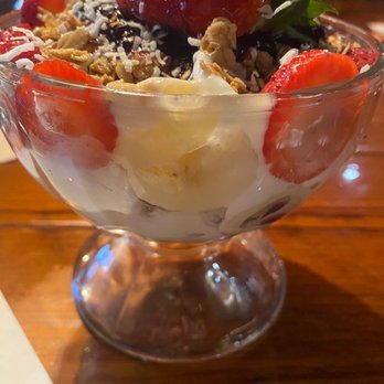 Yellow Deli - Yogurt parfait - Coffee & Tea Near Me - Chattanooga, Tennessee