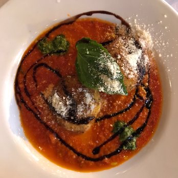 Petterinos - Crispy Burrata - American Near Me - Chicago, Illinois Petterinos - Crispy Burrata - American Near Me - Chicago, Illinois