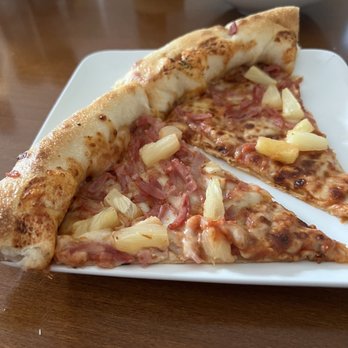 Hungry Howie's Pizza & Subs - Second order of stuffed crust. Still thin and floppy. You can't pick it up. What a let down. - Pizza Near Me - Clermont, Florida Hungry Howie's Pizza & Subs - Second order of stuffed crust. Still thin and floppy. You can't pick it up. What a let down. - Pizza Near Me - Clermont, Florida