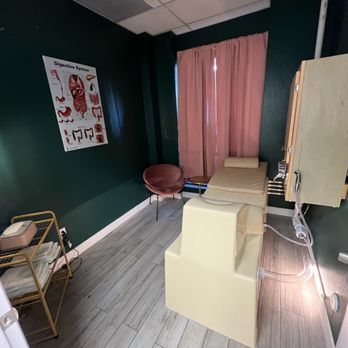 Valley Colonics and Wellness - Open colon hydrotherapy room - Colonics Near Me - Scottsdale, Arizona Valley Colonics and Wellness - Open colon hydrotherapy room - Colonics Near Me - Scottsdale, Arizona