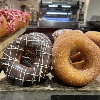 PORTOBELLO - American Near Me - Whistler, British Columbia