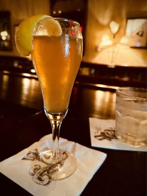 French 75 Bar by null