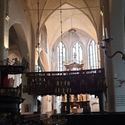 St. Ägidien - Kanzel und Altar
