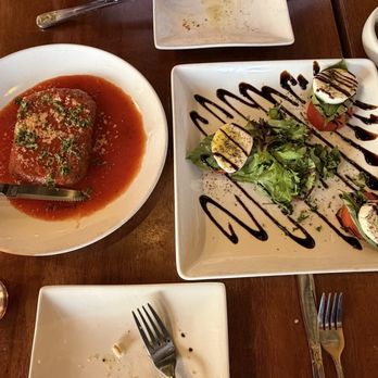 Mona Lisa Cucina - Caprese salad - Italian Near Me - Huntington Beach, California Mona Lisa Cucina - Caprese salad - Italian Near Me - Huntington Beach, California
