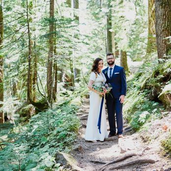 Cooper Carras Photography - Wedding day photo shoot on Mt. Rainier - July 2018 - Photo by Cooper Carras. - Event Photography Near Me