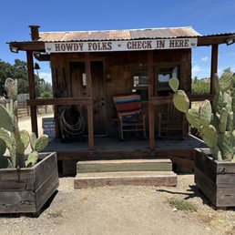 Exterior photo of Central Coast Trailrides Exterior photo of Central Coast Trailrides