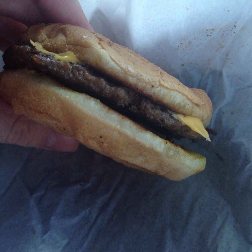 Root Beer King - Cheeseburger - Burgers Near Me - Bakersfield, California Root Beer King - Cheeseburger - Burgers Near Me - Bakersfield, California