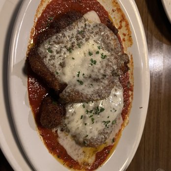 Razzo - Chicken parmigiana - Italian Near Me - Norfolk, Virginia