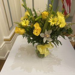 Caruso Florist & Flower Delivery - Floral Bouquet