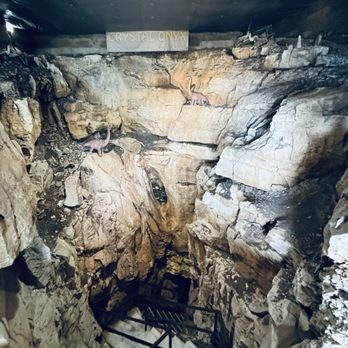 Crystal Onyx Cave - Landmarks & Historical Buildings Near Me - Cave City, Kentucky Crystal Onyx Cave - Landmarks & Historical Buildings Near Me - Cave City, Kentucky