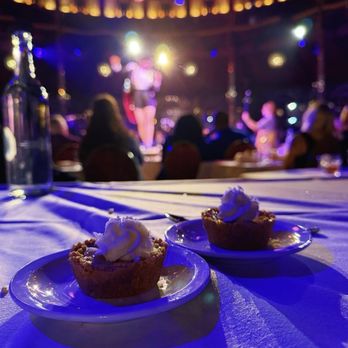 Teatro ZinZanni - Cheesecake - Dinner Theater Near Me - Chicago, Illinois Teatro ZinZanni - Cheesecake - Dinner Theater Near Me - Chicago, Illinois