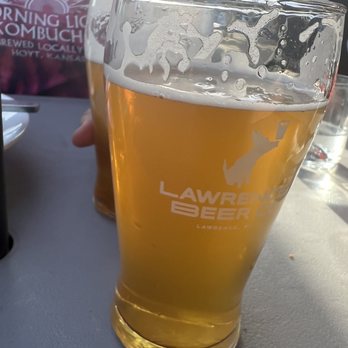 Lawrence Beer Co - Momentum beer - Brewpubs Near Me - Lawrence, Kansas