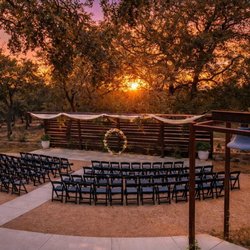 Prima Vista - Sun kissed Ceremony Site