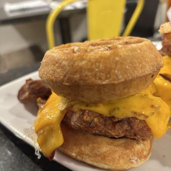 North Street Grille - D CHICKEN & WAFFLE SLIDERS - Breakfast & Brunch Near Me - Boston, Massachusetts North Street Grille - D CHICKEN & WAFFLE SLIDERS - Breakfast & Brunch Near Me - Boston, Massachusetts
