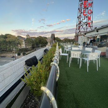 Hotel Clermont Atlanta, by Oliver - Rooftop Bar - Hotels Near Me - Atlanta, Georgia Hotel Clermont Atlanta, by Oliver - Rooftop Bar - Hotels Near Me - Atlanta, Georgia