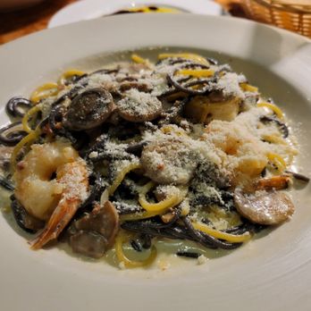 Maccheroni Republic - Bianchi & Neri ...a must try! - Italian Near Me - Los Angeles, California
