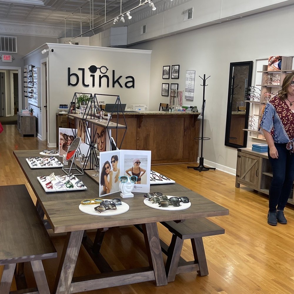 Blinka Optical - Beautiful interior - Eyewear & Opticians Near Me - Geneva, Illinois