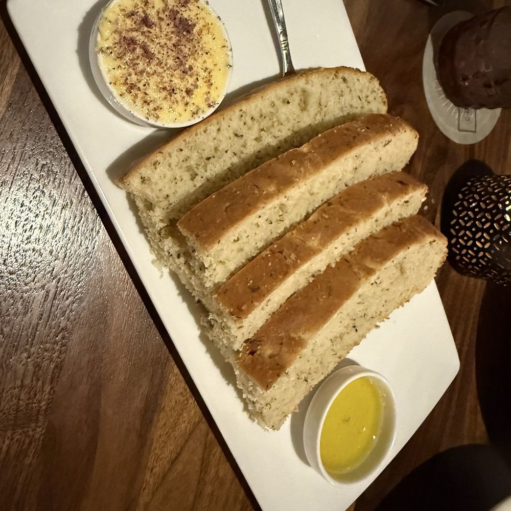 The Chapman - Bread appetizer - Lounges Near Me - Winter Park, Florida The Chapman - Bread appetizer - Lounges Near Me - Winter Park, Florida