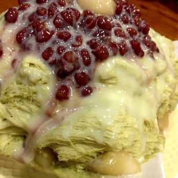 Class 302 Cafe - Green tea shaved snow with red beans, mochi, and condensed milk. - Taiwanese Near Me - Cerritos, California