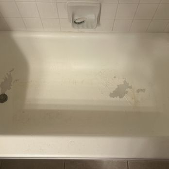 Tubby's Tub & Tile - Before - Refinishing Services Near Me Tubby's Tub & Tile - Before - Refinishing Services Near Me