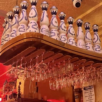 Monte Vista Cocktail Lounge - Dive Bars Near Me - Flagstaff, Arizona