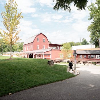 Yates Cider Mill - Outside - Donuts Near Me - Rochester Hills, Michigan