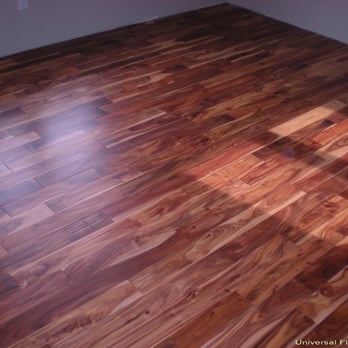 Universal Flooring - a hardwood floor in a room - Flooring Near Me - Citrus Heights, California Universal Flooring - a hardwood floor in a room - Flooring Near Me - Citrus Heights, California